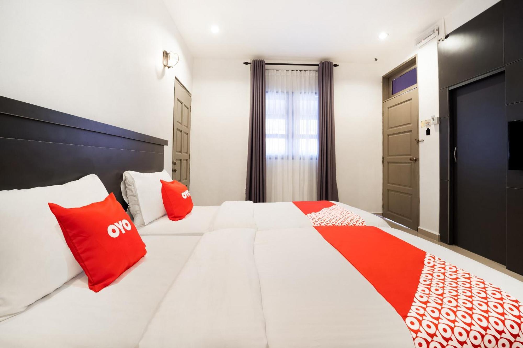 Super Oyo 89486 Hotel 2*
