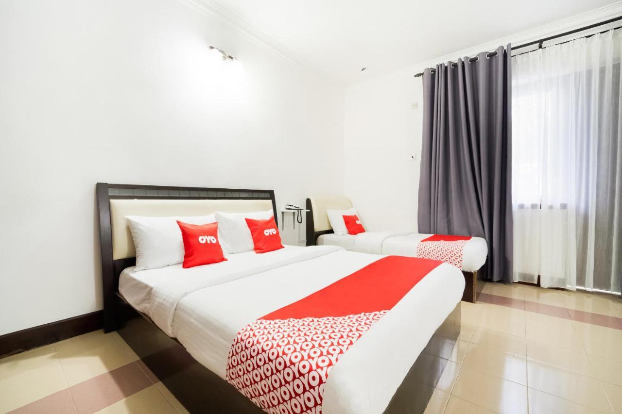 Super Oyo 89486 Hotel 2*